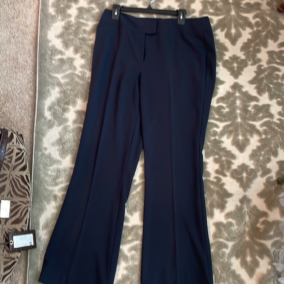 Insight pant suit - Picture 4 of 8